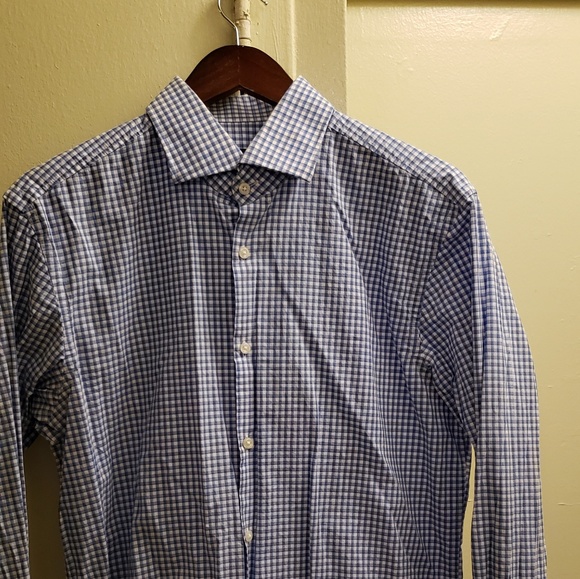 Button down - Picture 1 of 2